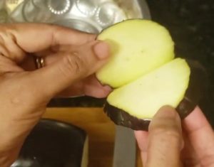 How to make Brinjal bajji