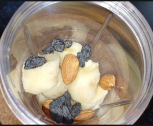healthy banana smoothie recipe